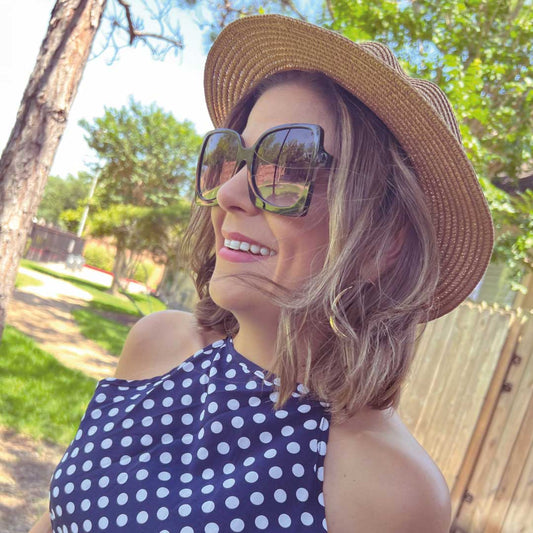 Athina Oversized Square Sunglasses – Retro Aesthetic UV400 Shades
