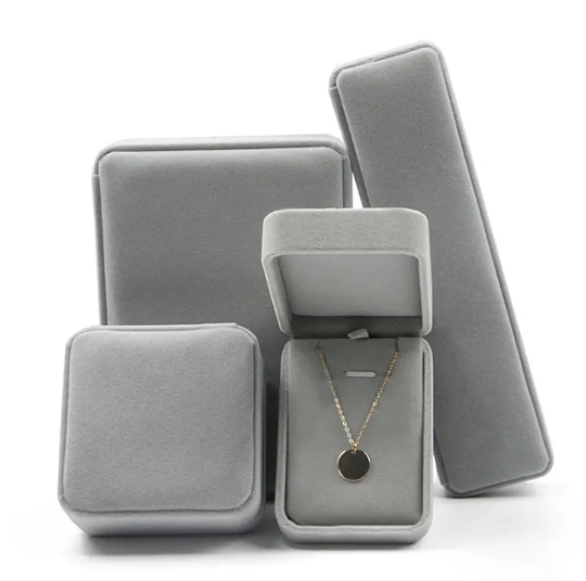 Flannel Jewelry Gift Box – Elegant Storage & Gift Box for Rings, Earrings & Pendants